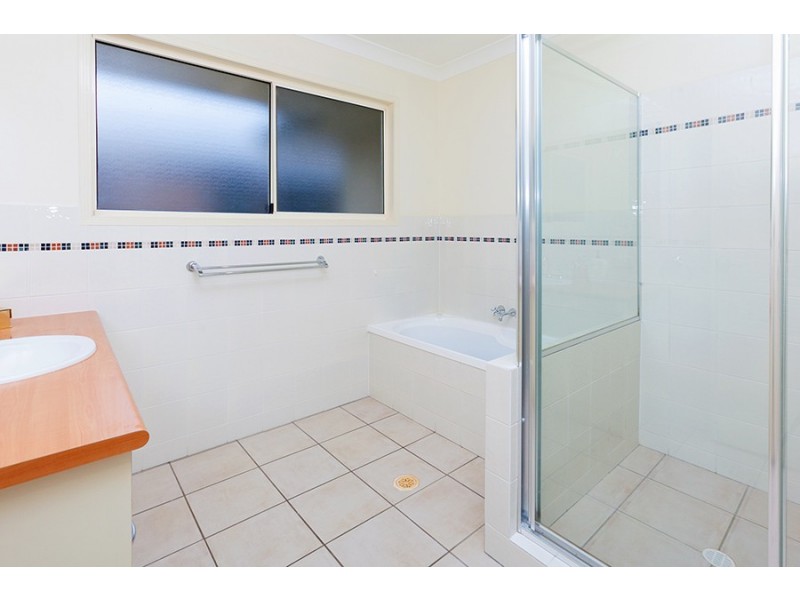 7 Bronte Place, Parkinson QLD 4115