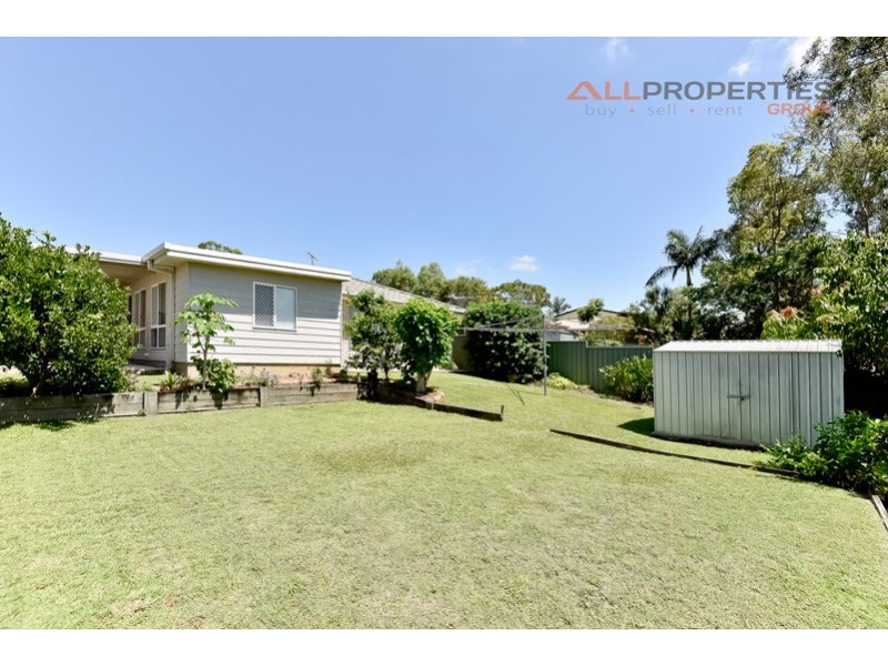 57 Conifer Street, Hillcrest QLD 4118