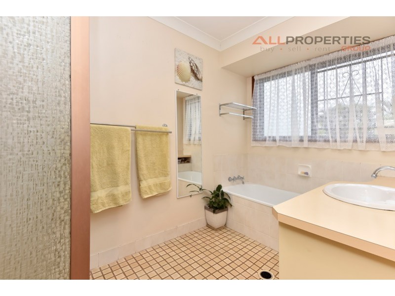81 Durrang St, Durack QLD 4077