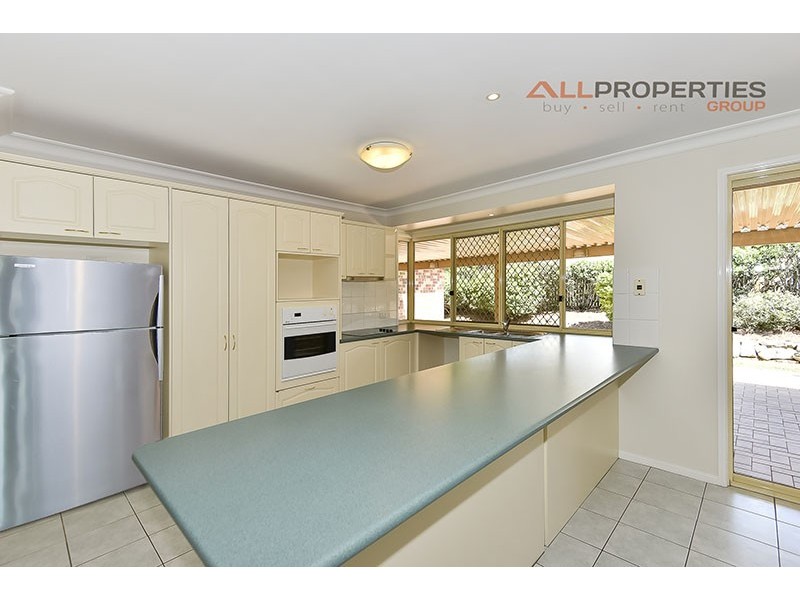 11 Utah Place, Parkinson QLD 4115