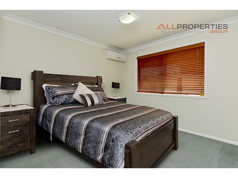 11 Utah Place, Parkinson QLD 4115