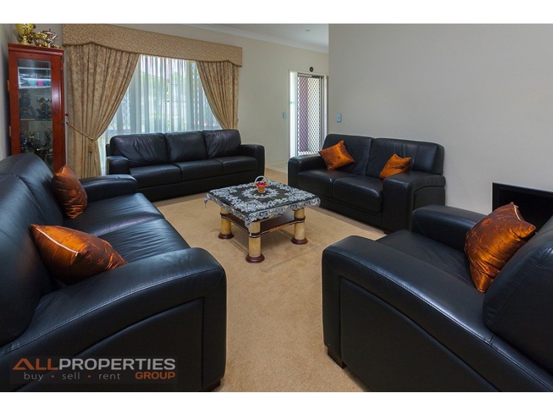 32 Aldea Place, Stretton QLD 4116