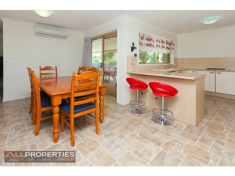 16 Rowena Ct, Boronia Heights QLD 4124