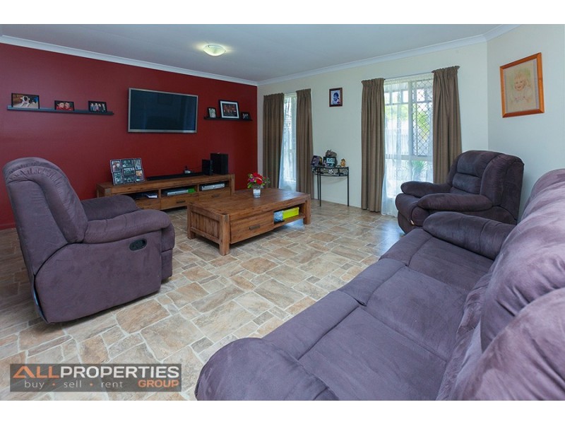 16 Rowena Ct, Boronia Heights QLD 4124