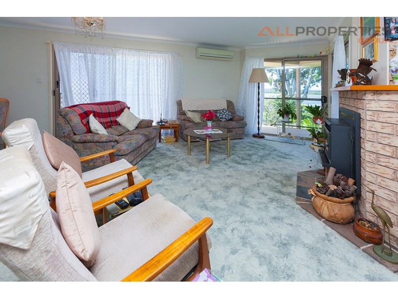 32 Warana Avenue, Steiglitz QLD 4207