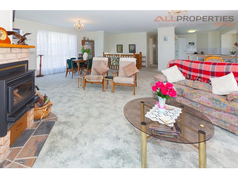 32 Warana Avenue, Steiglitz QLD 4207