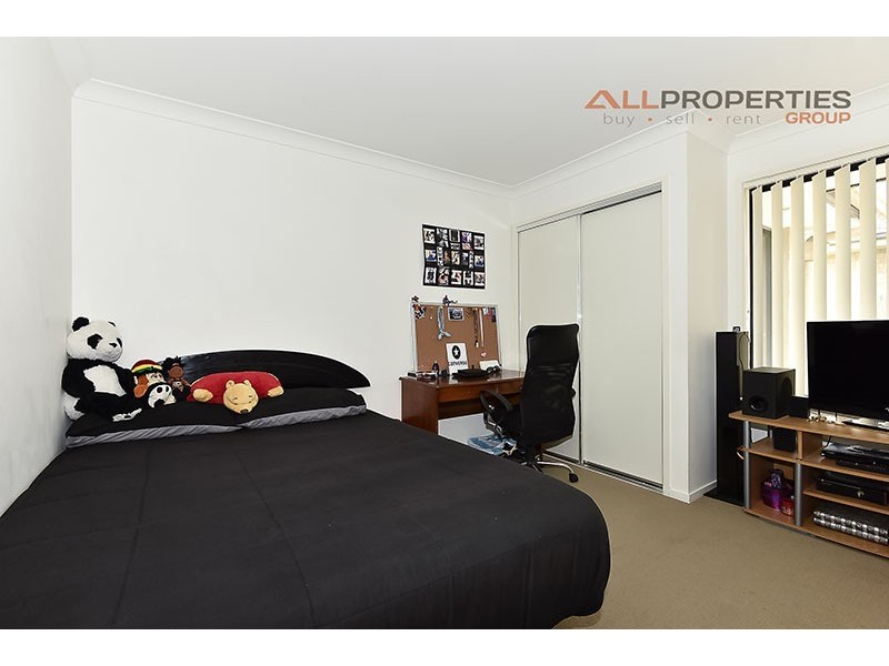 24 Blackbean St, Marsden QLD 4132