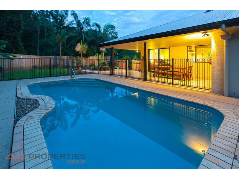 7 Greenfinch Ct, Jacobs Well QLD 4208