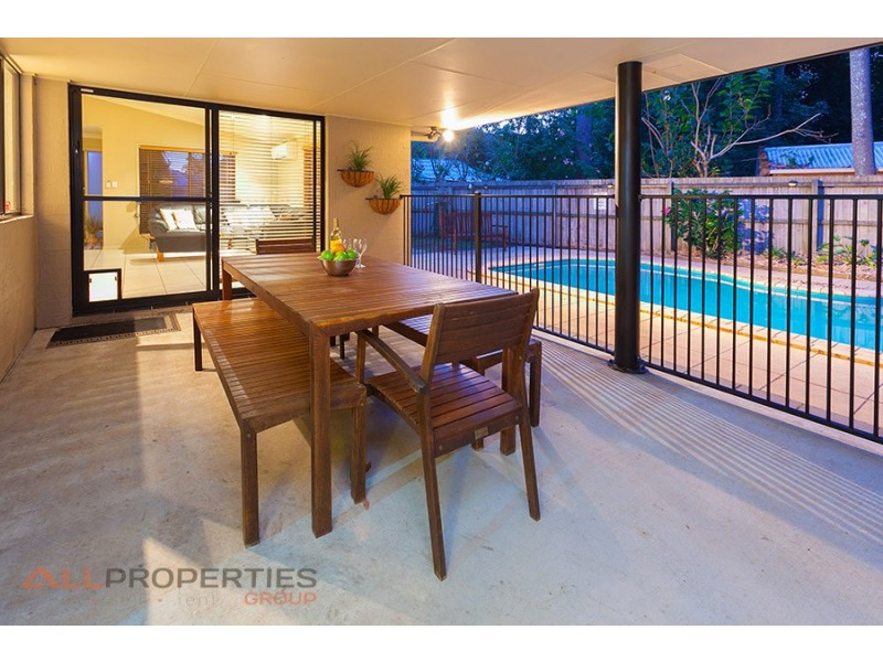 7 Greenfinch Ct, Jacobs Well QLD 4208