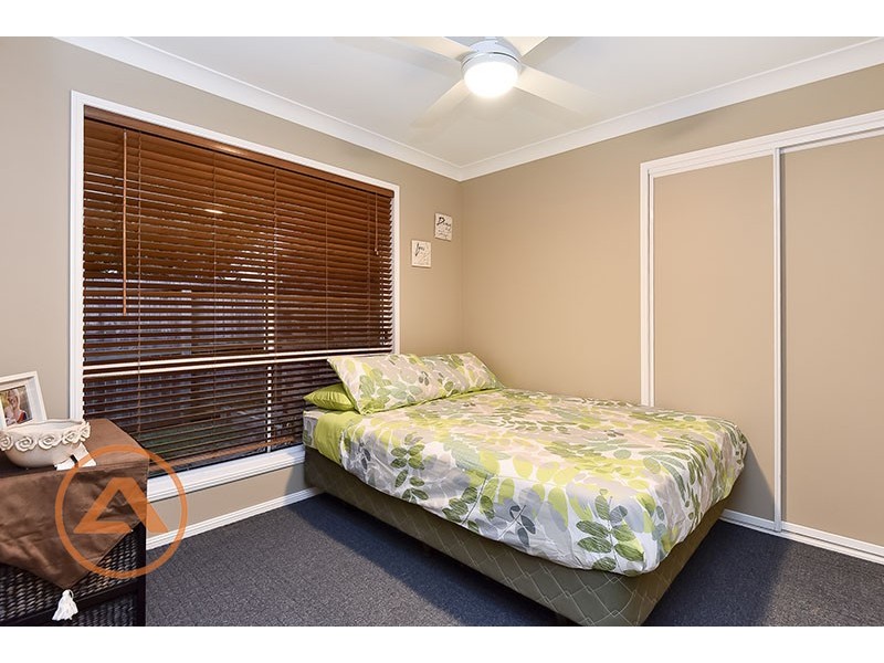 28 Diamantina St, Hillcrest QLD 4118