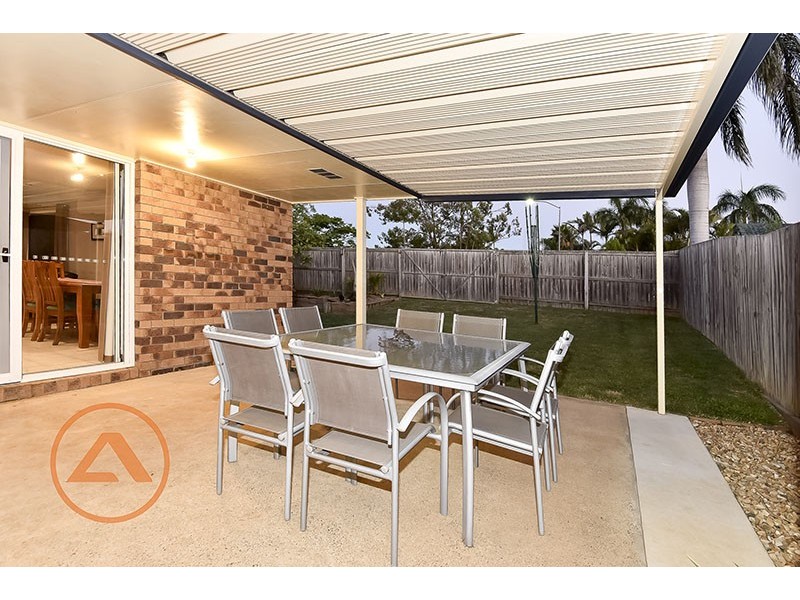 28 Diamantina St, Hillcrest QLD 4118