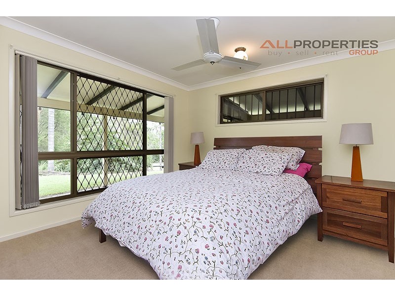 74 Forestdale Drive, Forestdale QLD 4118