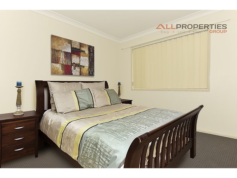 26 Mannix Place, Forest Lake QLD 4078