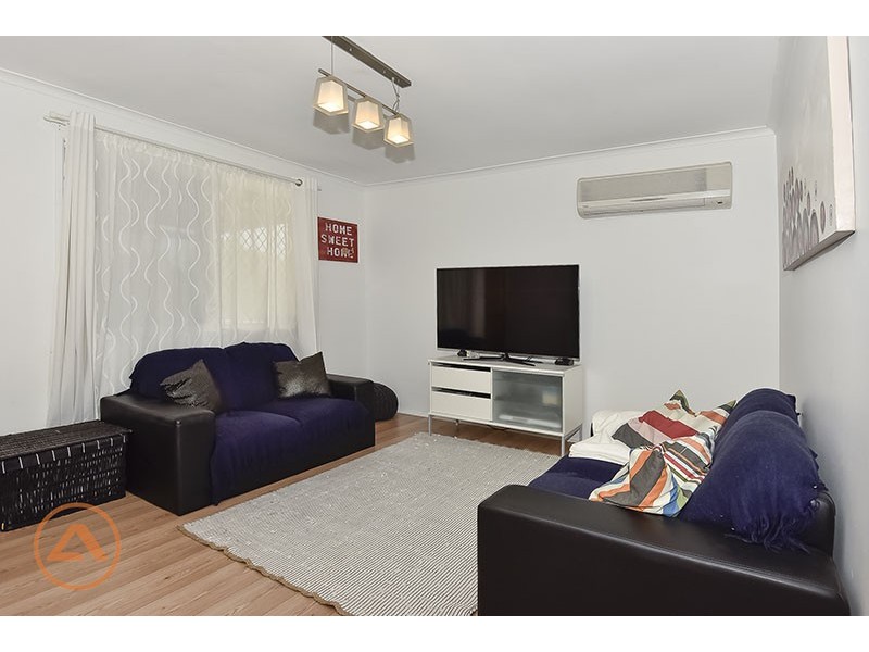 27 Lowana St, Camira QLD 4300