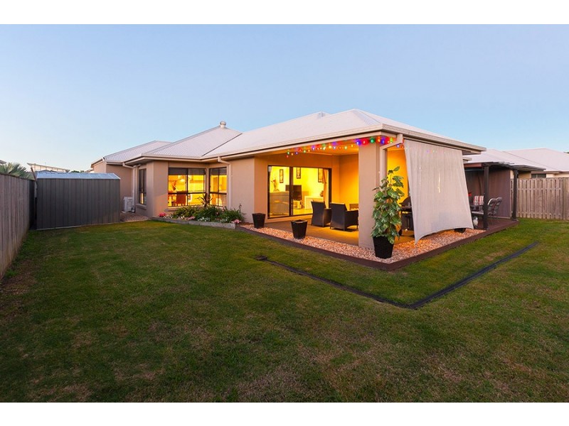 25 Homestead Circuit, Maudsland QLD 4210