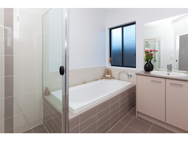 25 Homestead Circuit, Maudsland QLD 4210