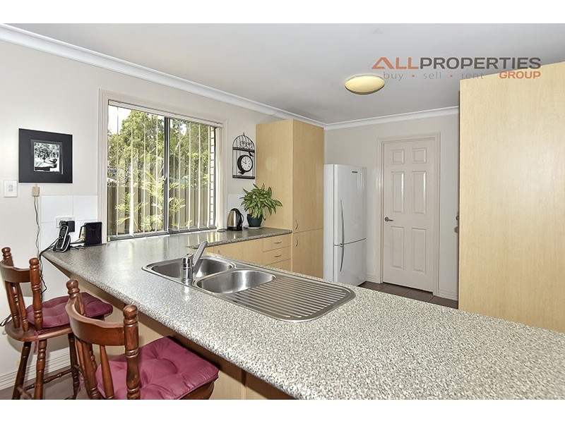 18 Piccadilly Place, Forest Lake QLD 4078