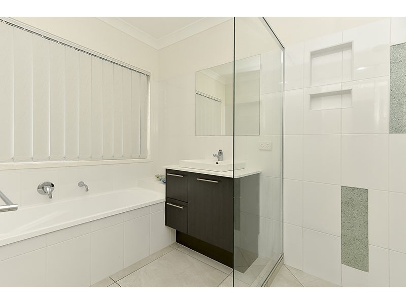 87-89 Mackenzie Ave, Jimboomba QLD 4280