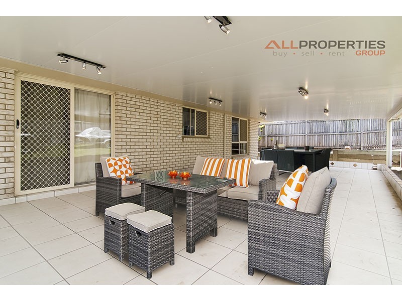 178 Johnson Road, Hillcrest QLD 4118