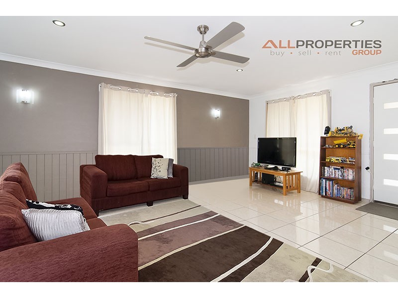 178 Johnson Road, Hillcrest QLD 4118