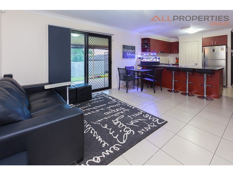 13 Romanda Place, Marsden QLD 4132