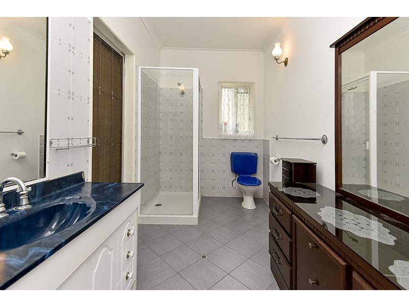 19 Henderson Street, Redbank QLD 4301