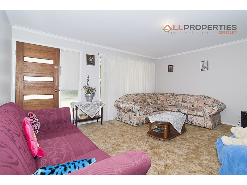 14 VANSITTART ROAD, Regents Park QLD 4118