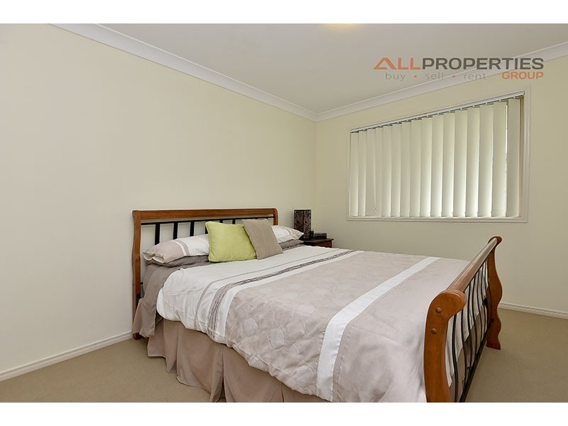 4 Shannonbrook Avenue, Ormeau QLD 4208