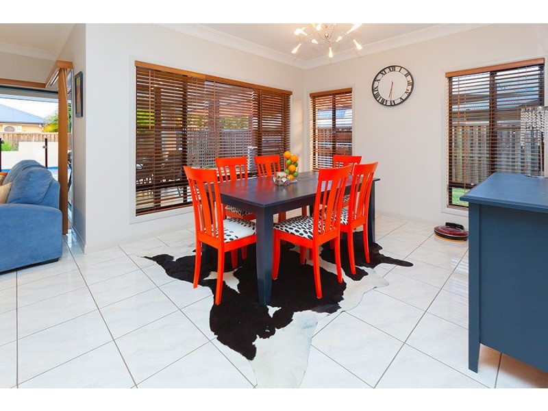 4 Strathburn Crescent, Ormeau QLD 4208