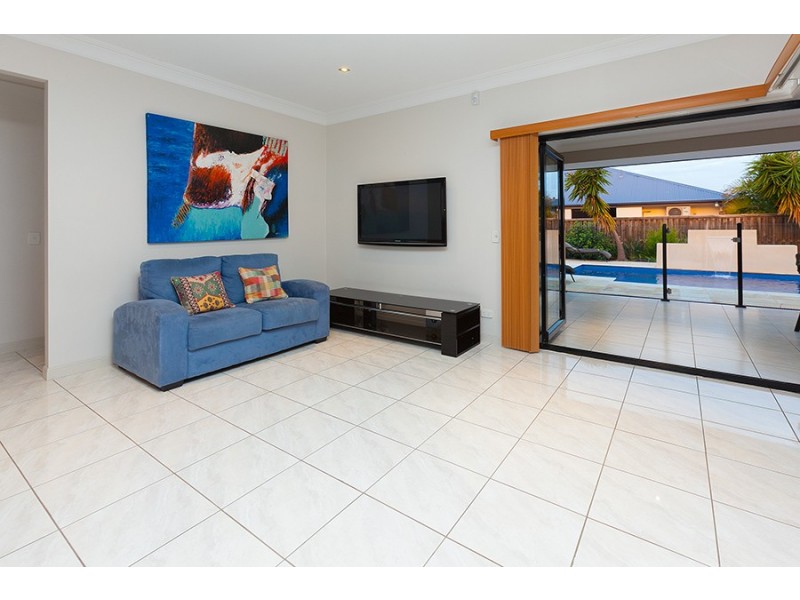 4 Strathburn Crescent, Ormeau QLD 4208