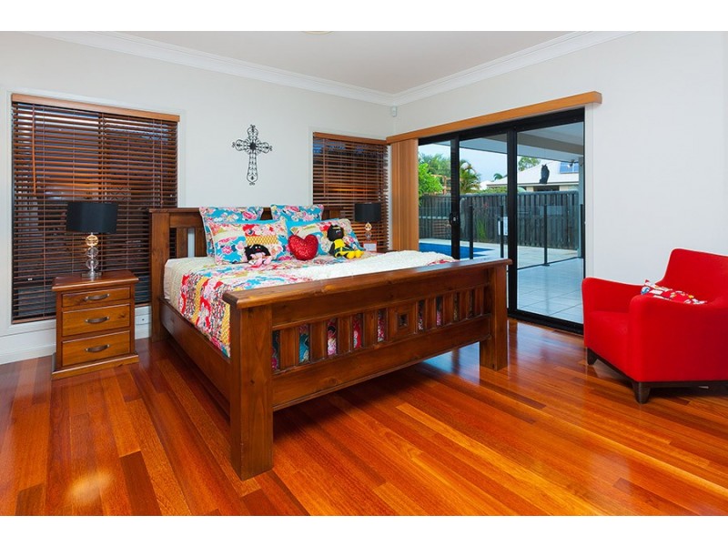 4 Strathburn Crescent, Ormeau QLD 4208