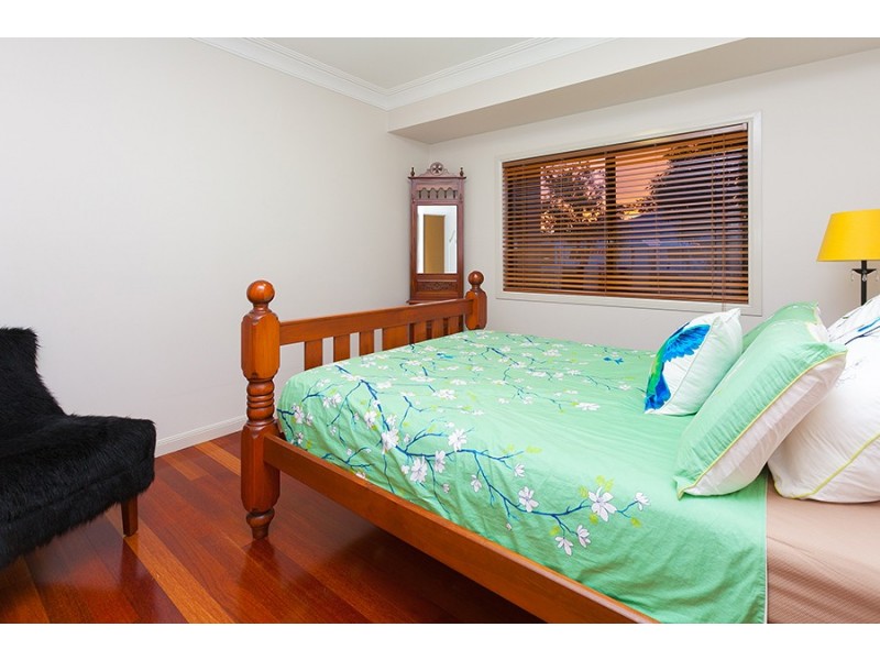 4 Strathburn Crescent, Ormeau QLD 4208