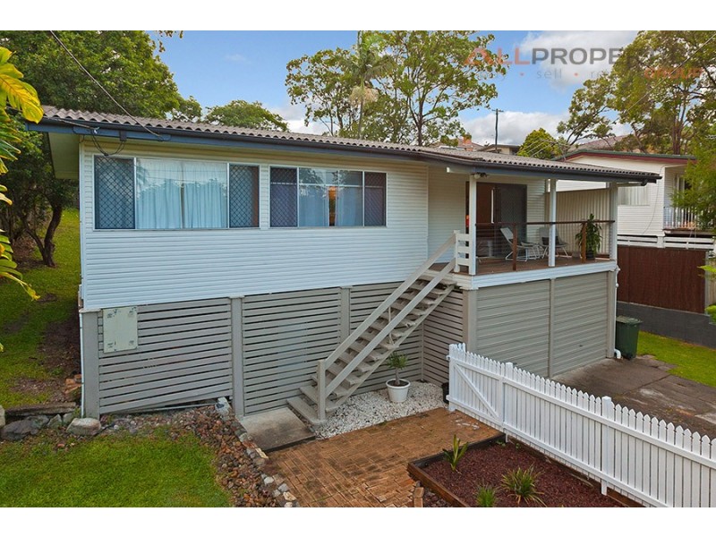 25 David Road, Holland Park QLD 4121