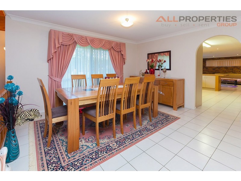 2 Huntingdon St, Forestdale QLD 4118