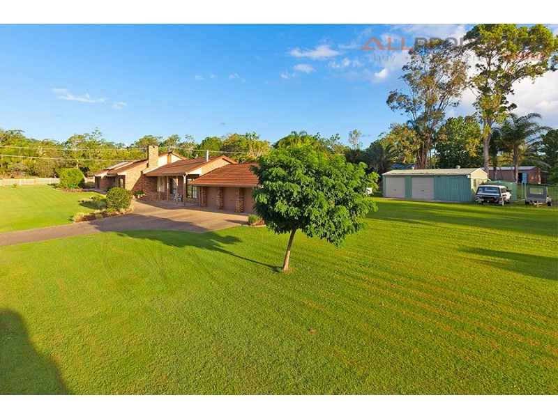 2 Huntingdon St, Forestdale QLD 4118