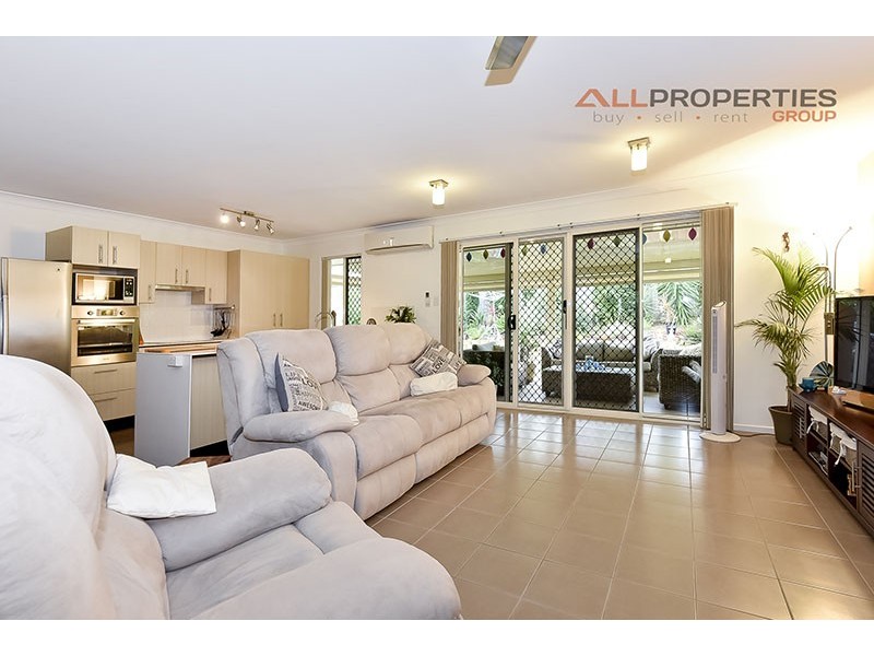 4 Jenny McMahon Court, Goodna QLD 4300