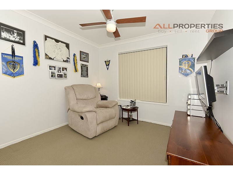 4 Jenny McMahon Court, Goodna QLD 4300