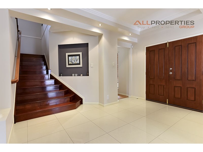 7 Sorrento Way, Forest Lake QLD 4078