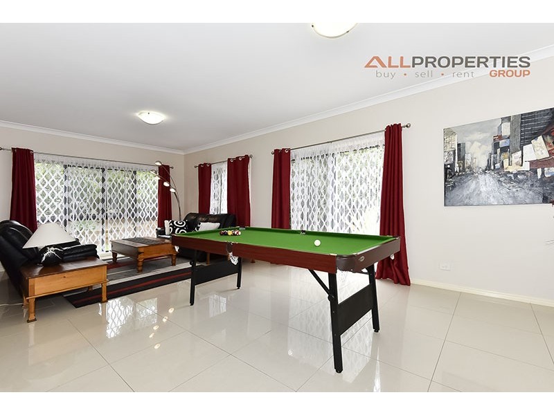 7 Sorrento Way, Forest Lake QLD 4078