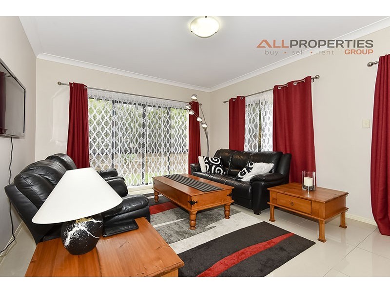 7 Sorrento Way, Forest Lake QLD 4078