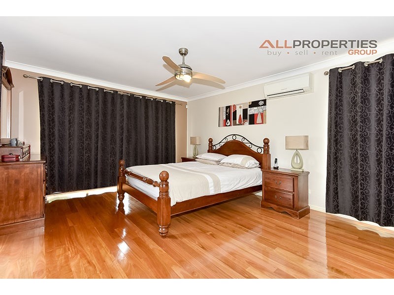 7 Sorrento Way, Forest Lake QLD 4078