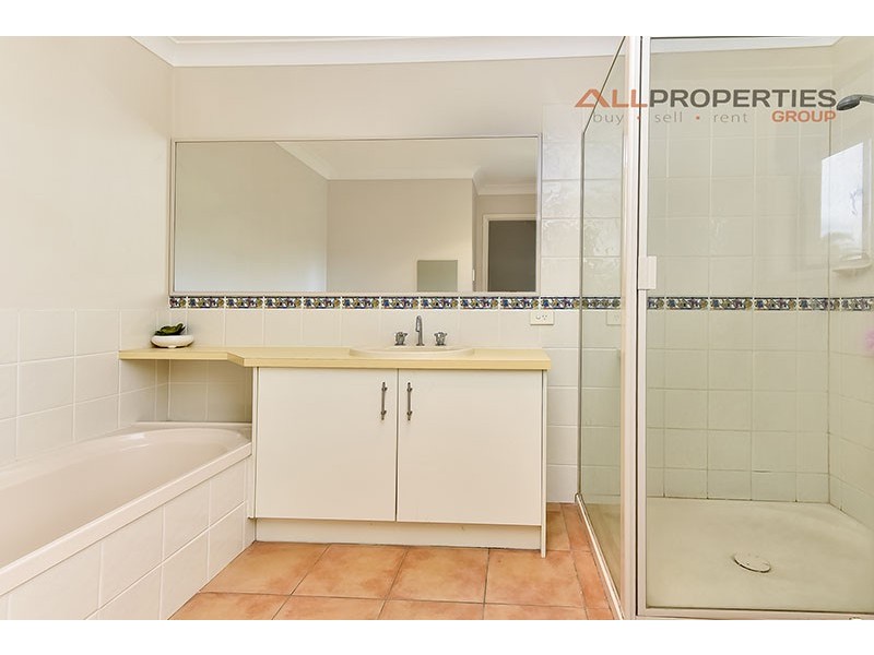 7 Sorrento Way, Forest Lake QLD 4078