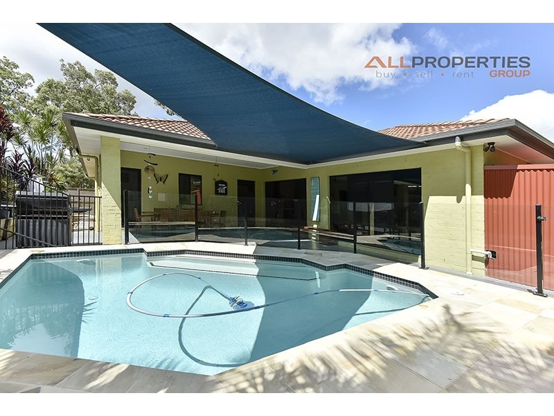 10 Randerson Street, Forest Lake QLD 4078