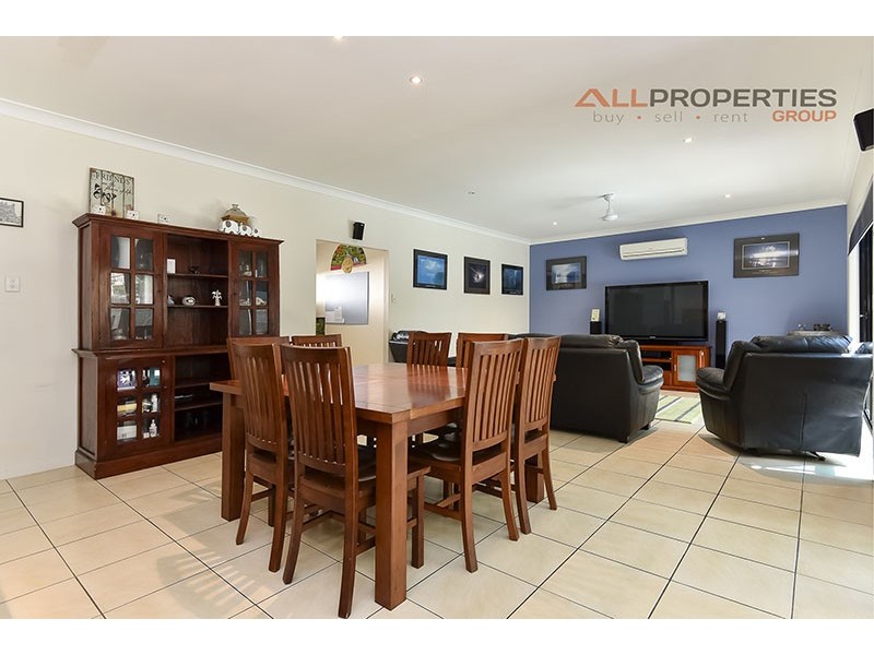 10 Randerson Street, Forest Lake QLD 4078