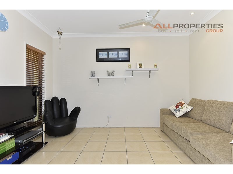 10 Randerson Street, Forest Lake QLD 4078