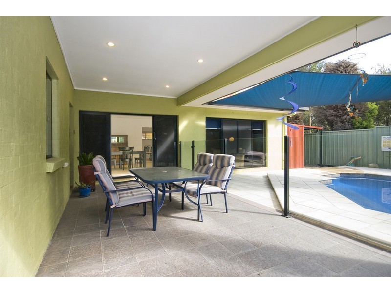 10 Randerson Street, Forest Lake QLD 4078