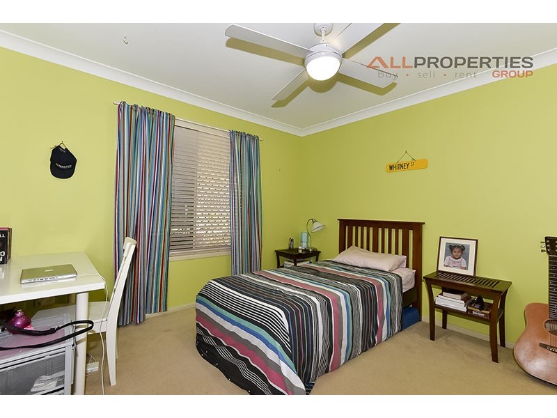 16 Chapple Pl, Forest Lake QLD 4078