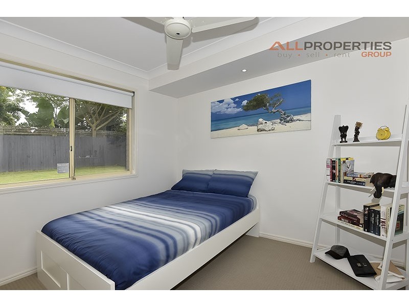 59 HALDHAM CRESCENT, Regents Park QLD 4118