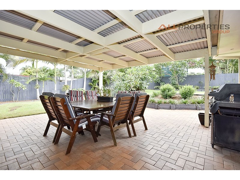 59 HALDHAM CRESCENT, Regents Park QLD 4118