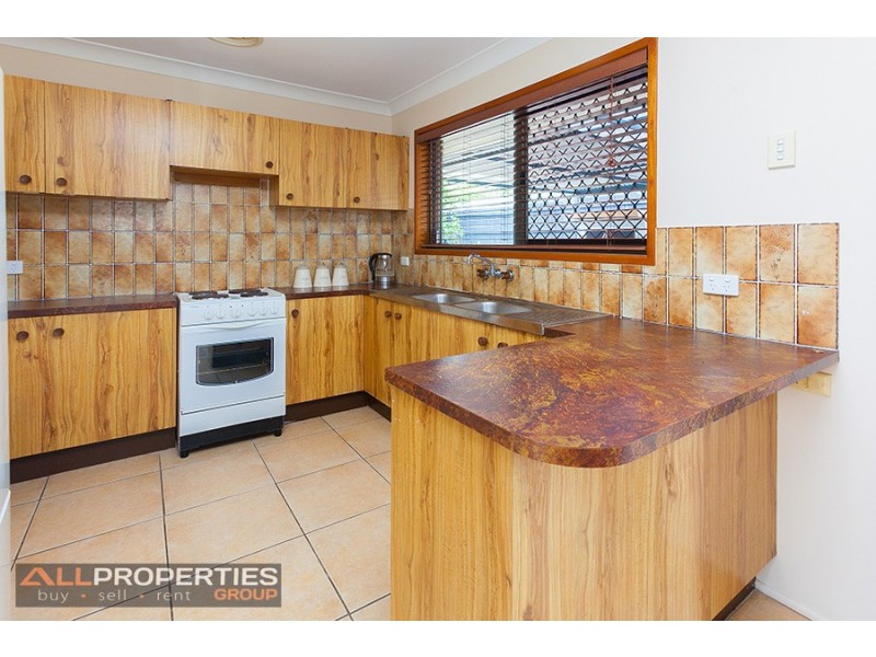 77 VANSITTART ROAD, Regents Park QLD 4118